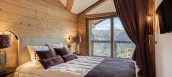 Elegant Apartment with Panoramic Views in Courchevel 1650