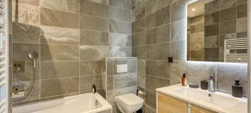 Elegant Apartment with Panoramic Views in Courchevel 1650